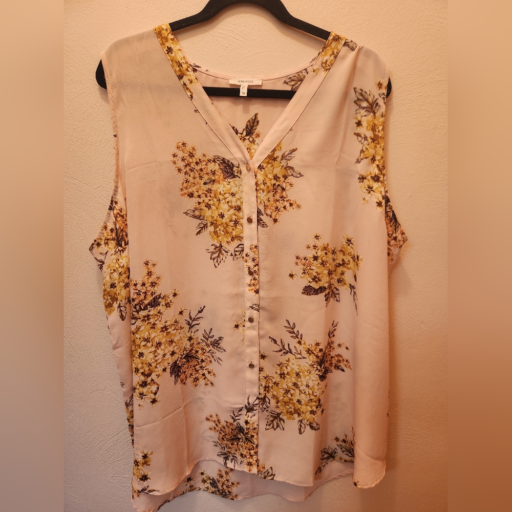 Maurices Floral Sleeveless Blouse Size 3X
